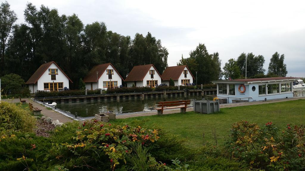 Schwalbennest Lägenhet Uckeritz Exteriör bild